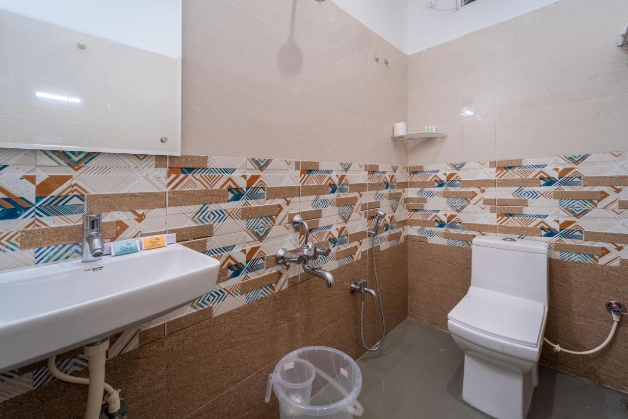 Sornalaxmi Residency بونديتْشيري المظهر الخارجي الصورة